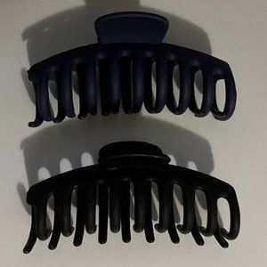 Claw clips black
